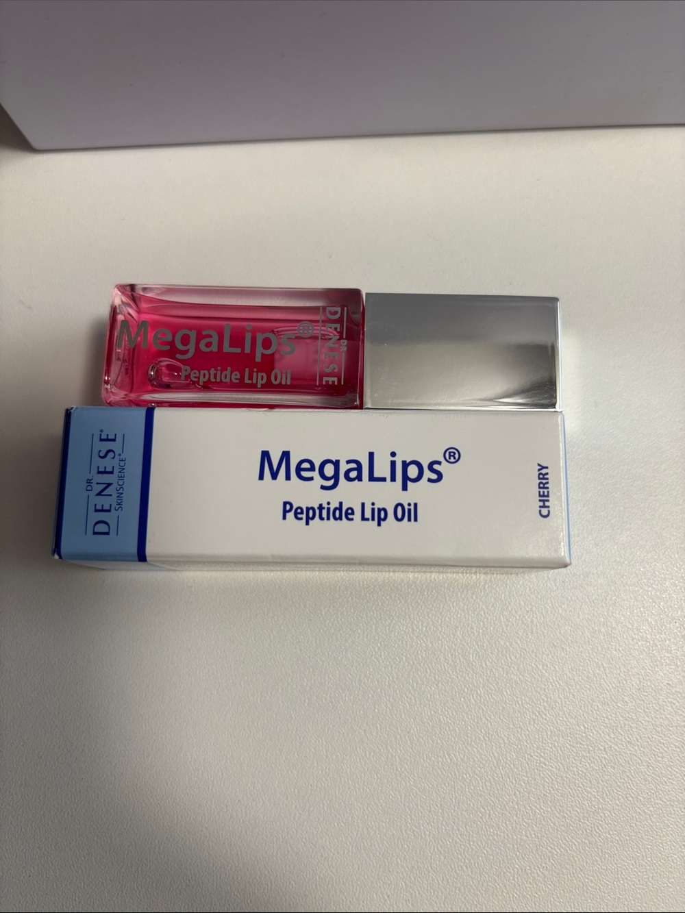 Peptide Lip Oil – Cherry Pink Hydrating Tint
